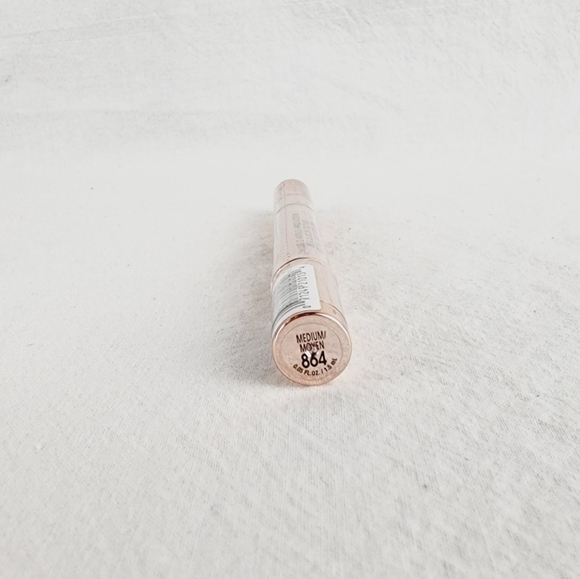 3 FOR $10 MIX OR MATCH 🔥L'oreal magic lumi highlighter shade 864 - Picture 5 of 5